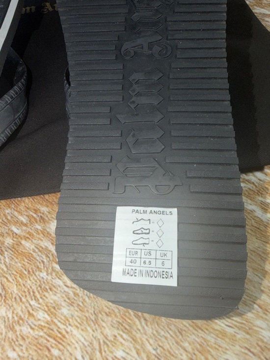 NIB Authentic Men’s Palm Angels Black Logo Flip Flops Sz 40 / US Men’s sz 8 main image 5